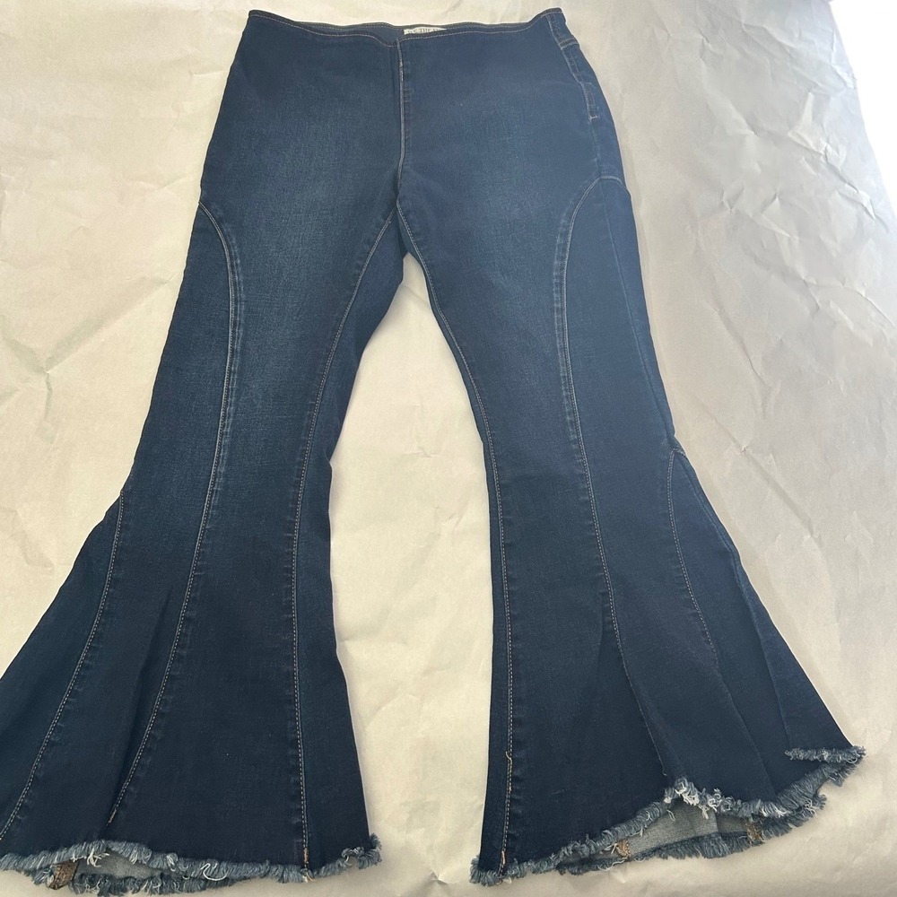 We‎ The Free People Womens Flare Jeans Curvy Flare Dark Wash Hem Bell Bottom 29